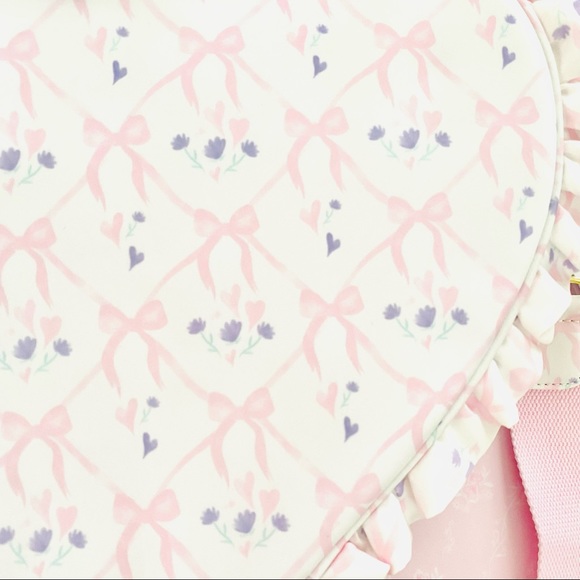 STONEY CLOVER LANE High Tea Printed Ruffle Heart Tote - Picture 4 of 7